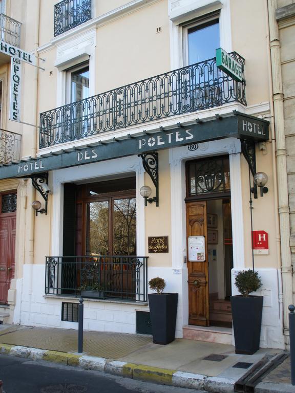 Hotel Des Poetes Avec Parking Sur Reservation เบซิเยร์ ภายนอก รูปภาพ