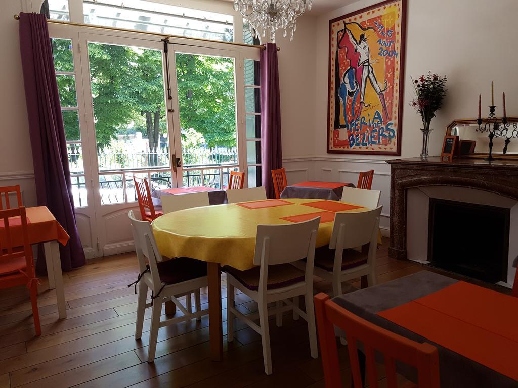 Hotel Des Poetes Avec Parking Sur Reservation เบซิเยร์ ภายนอก รูปภาพ